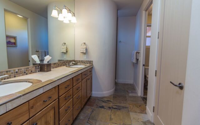 Lava Falls at Entrada Vacation Rentals