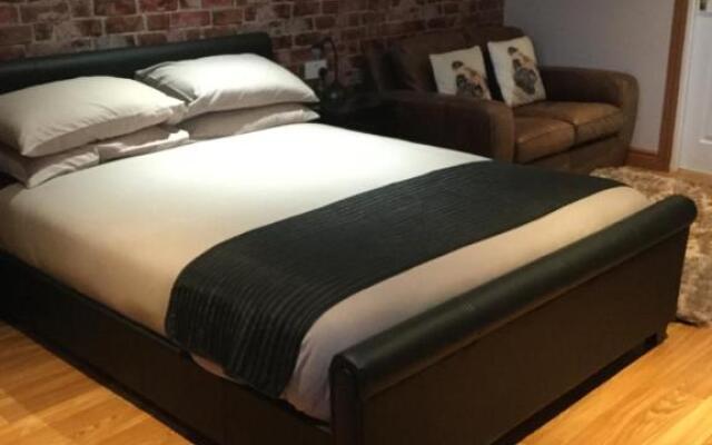 Lakeland Guest House