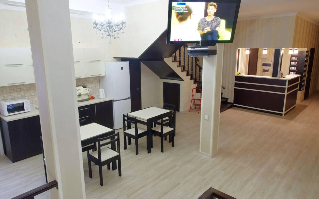 New Life Luxury Hostel