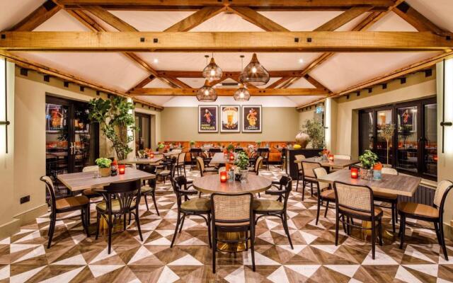 voco Lythe Hill Hotel & Spa by IHG