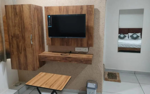 Hotel Relax AC Dormitory
