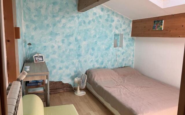 Superb 90m With Wifi Located In Avignon!