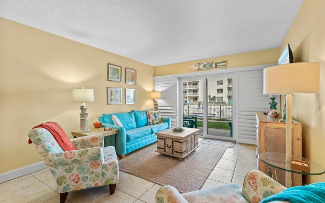 Sea Coast Gardens III 109