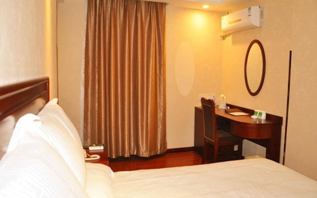 GreenTree Inn Taizhou Taixing East Guoqing Road RT Mart Business Hotel – Guest Rooms – Taizhou