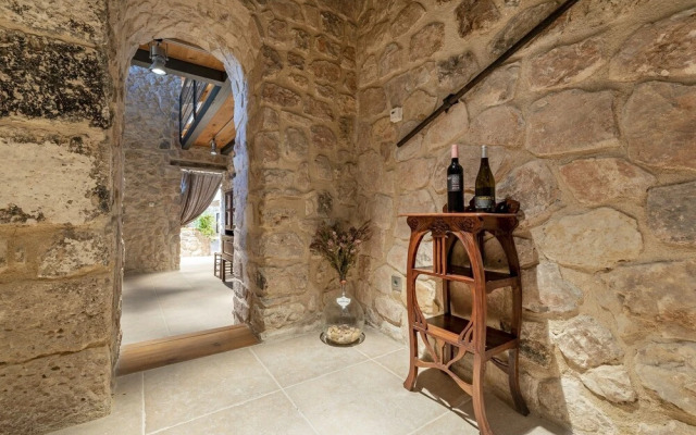 Mas Vidal Santes Creus