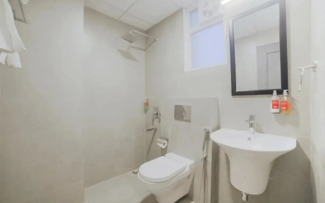 OYO Townhouse 82 Chander Nagar Janakpuri