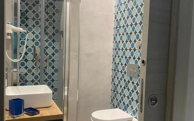 Suite Riviera 84 (Adults Only)