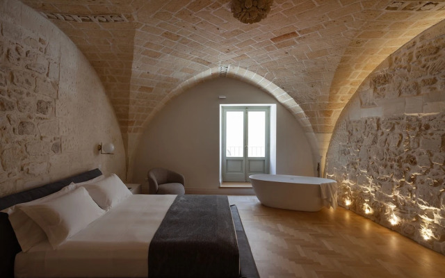 Palazzo Zimara Boutique Hotel