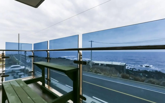 Pension Jeju Picnic Story