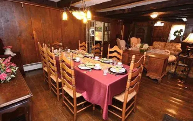 The Nutmeg Inn