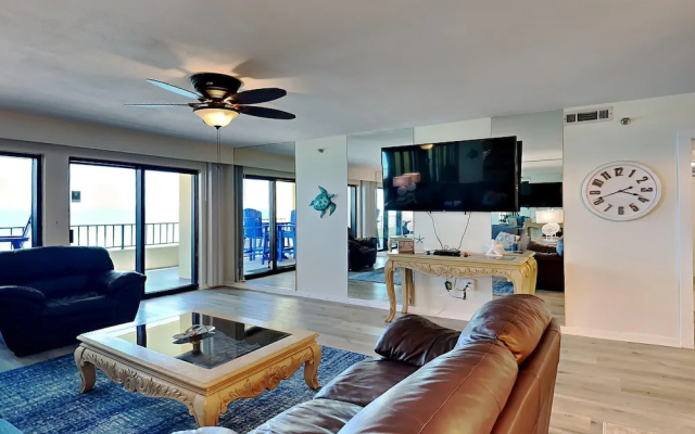 Surf Dweller #605 by Southern Vacation Rentals