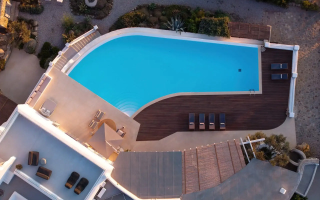 Alia Villa