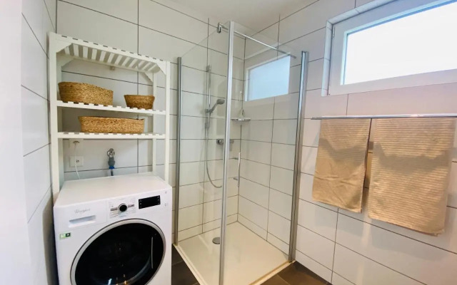 ZIMMERzuVERMIETEN in Deitingen Tiny House