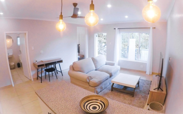 Strelitzia Apartments