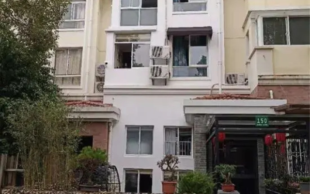 Sanjiantang Jingshe Boutique Homestay