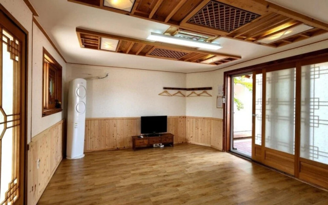 Jeonju Hanok Tobagi Pension