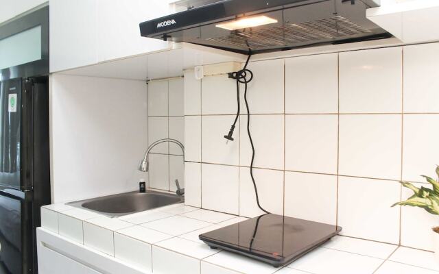 Nice Studio At Springlake Summarecon Bekasi Apartment