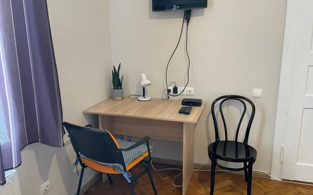 Крехівська 5, затишні апартаменти з двома спальнями