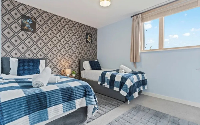 Retreat Private Rooftop 3 Bedroom Apartment