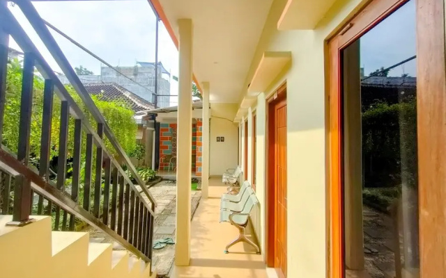RedDoorz Syariah @ Graha Adi Karya Kartasura
