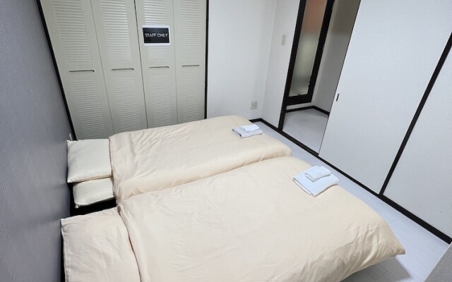 Gojo sefi-apartment 101