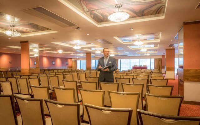 Maldron Hotel & Leisure Centre Tallaght