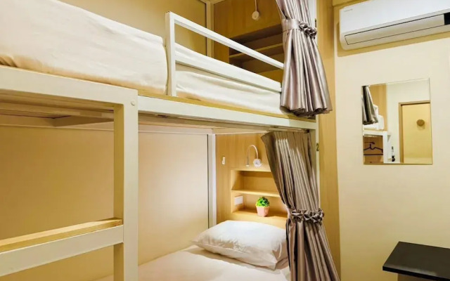 Charming Hostel