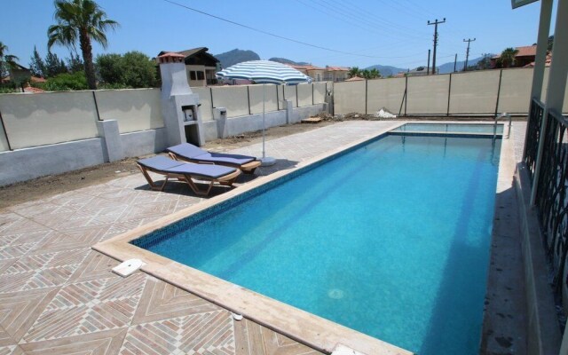 Mutlu Yasam Villa Gulpinar 2