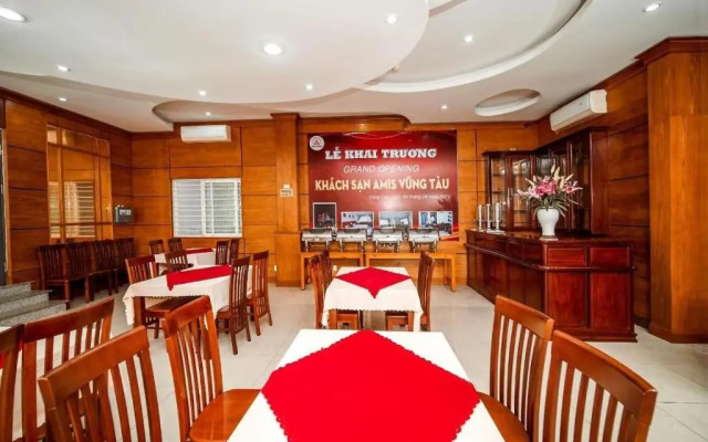 Amis Hotel