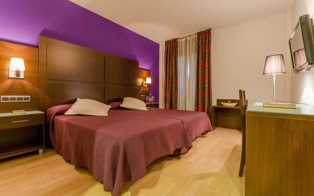 Hotel YIT Conquista de Granada