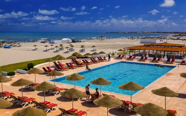 TMK Marine Beach
