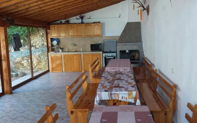 Zlatevi Guest House