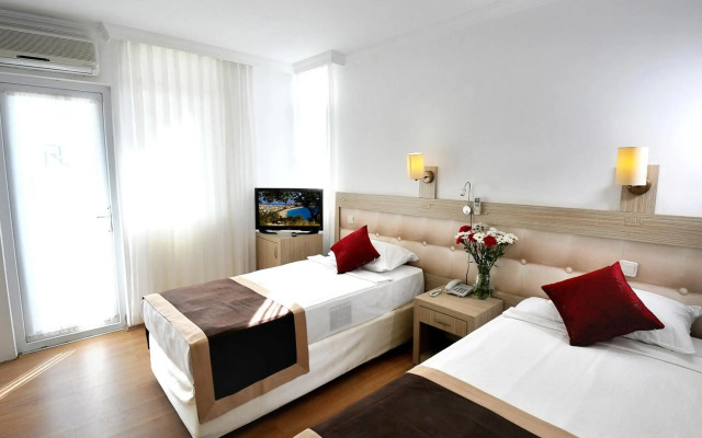 Ramira Beach Hotel