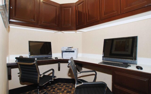 Hampton Inn & Suites Childress