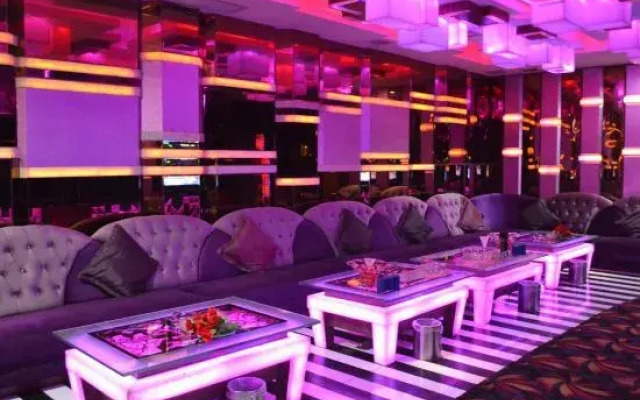Shen Long Hotel