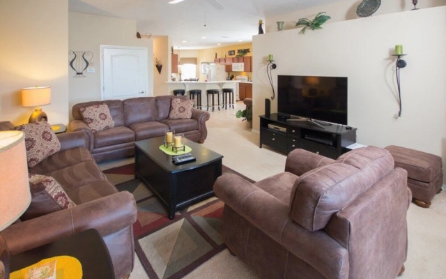 Ken's West Haven Villa