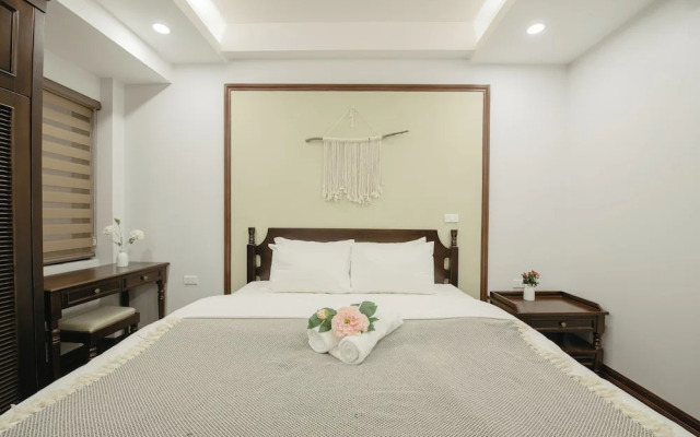 Lunaria Two Bedroom Apartment