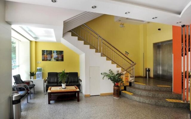 Super 8 Hotel - Shiyan Theater Sehnzhen