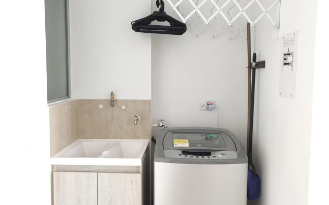 Hermoso apartamento con piscina (alberca).