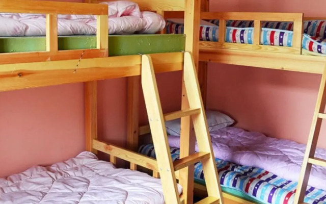 Zuoshe Youth Hostel