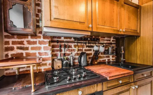 Maven Apartment