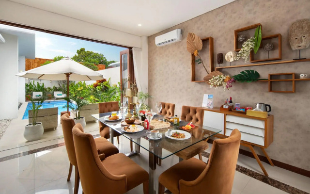 The Luxury Collection, Monaco Blu