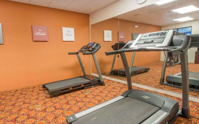 Comfort Suites Altoona North