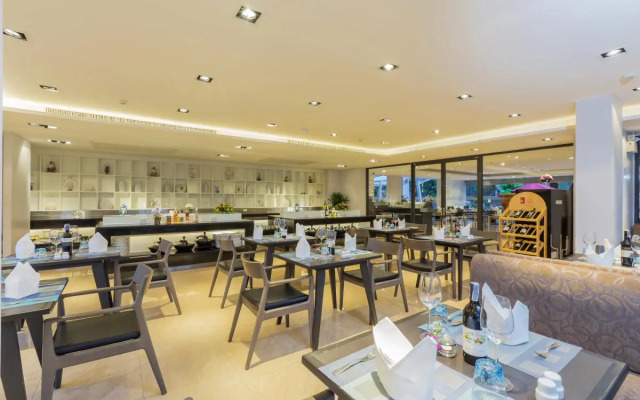 The Charm Resort Phuket