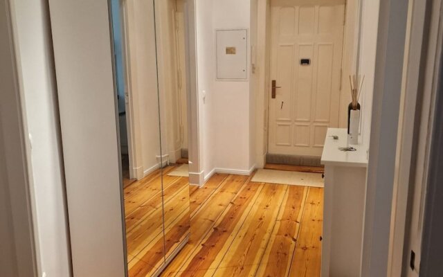Family Apartment Charlottenburg