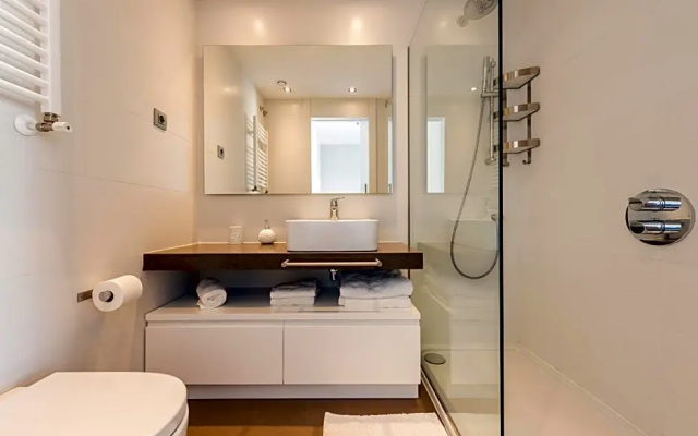 Torre de Madrid Executive - MADFlats Collection