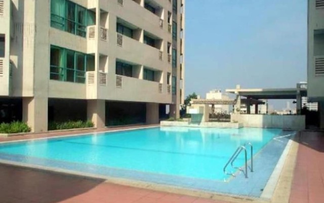 1 Br Robinsons Place Manila - Rpr 09