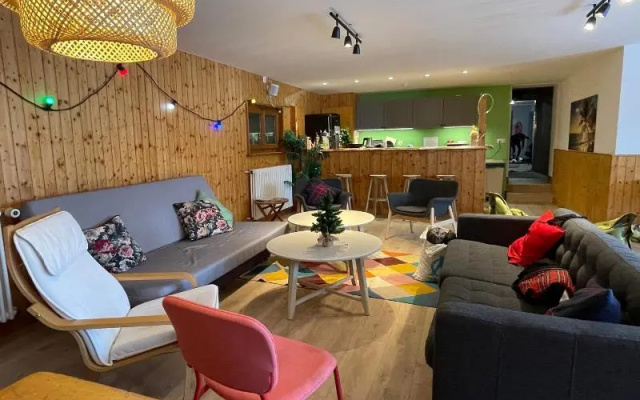 Freeride Hostel Bar – Lobby – Val d'Illiez