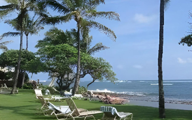 Kapaa Shore 117 by RedAwning