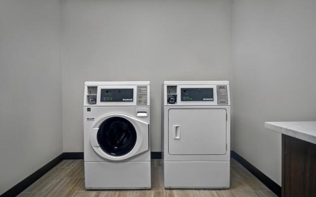 Holiday Inn Grand Rapids North - Walker by IHG